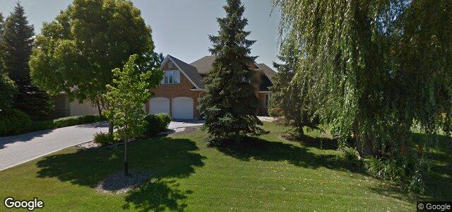 Larawan ng 114 Queen'S Park Crescent sa Winnipeg, Manitoba