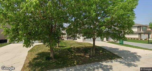 Larawan ng 115 Lindmere Drive sa Winnipeg, Manitoba