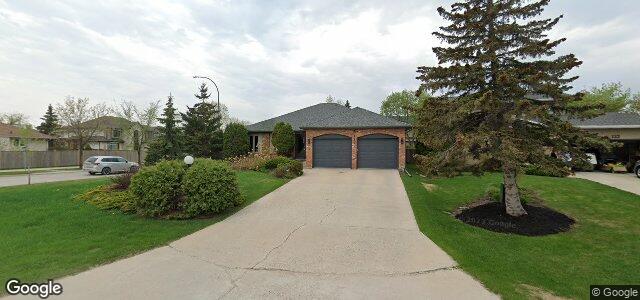 Larawan ng 126 Royal York Drive sa Winnipeg, Manitoba