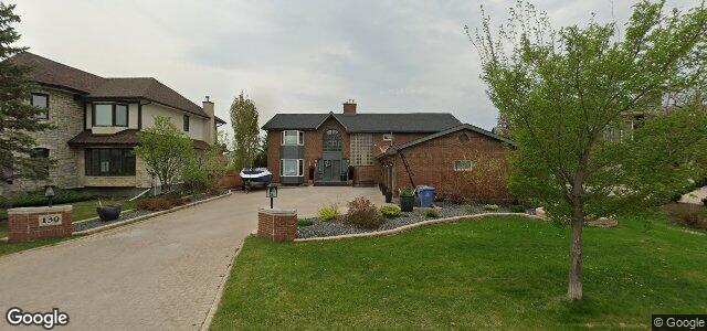 Larawan ng 130 Queen'S Park Crescent sa Winnipeg, Manitoba