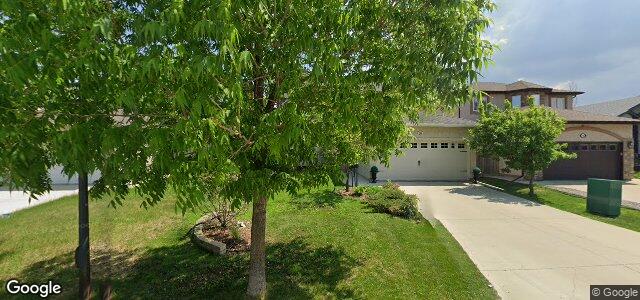 Larawan ng 132 Lindmere Drive sa Winnipeg, Manitoba