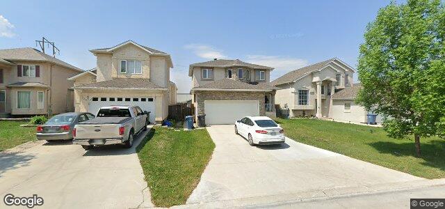 Photo of 135 Lindmere Drive in Winnipeg, Manitoba