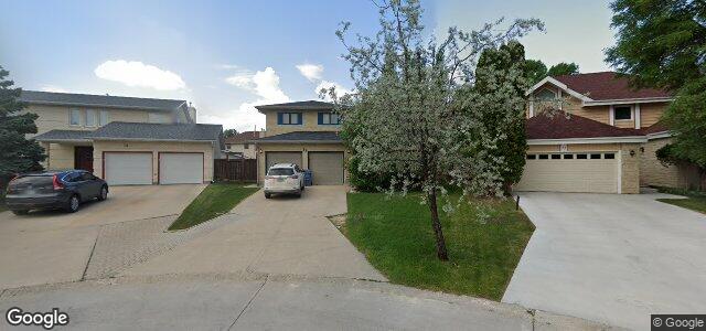 Larawan ng 15 Falconwood Court sa Winnipeg, Manitoba
