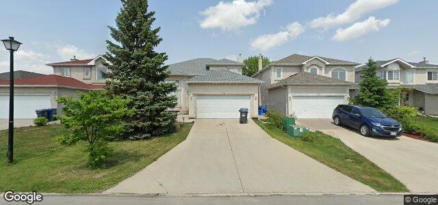 Larawan ng 15 Forestgate Avenue sa Winnipeg, Manitoba