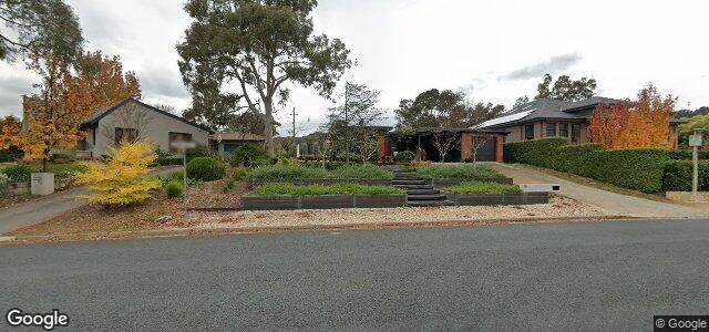 Larawan ng 15 Hawkesbury Crescent sa Winnipeg, Manitoba