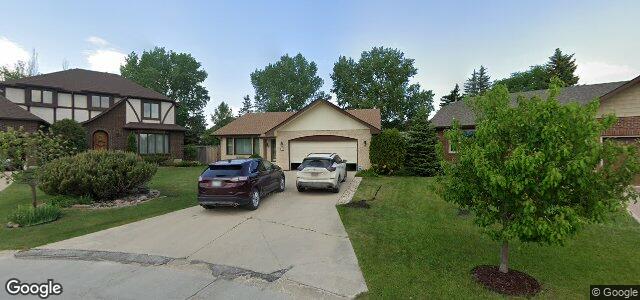 Larawan ng 15 Sheffley Court sa Winnipeg, Manitoba