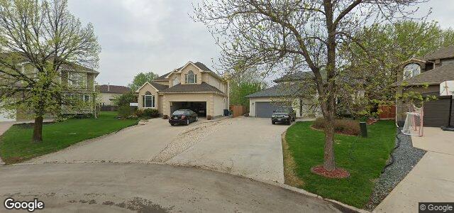Larawan ng 16 Sedgeley Court sa Winnipeg, Manitoba