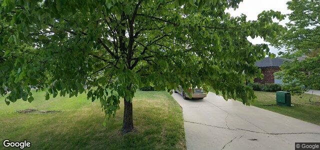 Photo of 182 Foxmeadow Drive in Winnipeg, Manitoba