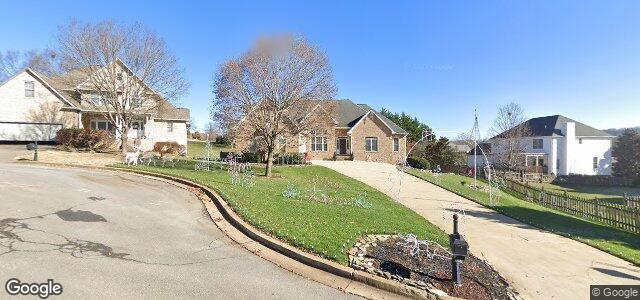 Larawan ng 2 Castleton Court sa Winnipeg, Manitoba