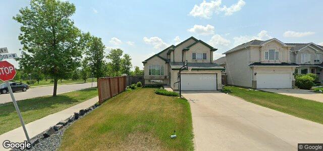 Larawan ng 2 Deer Run Drive sa Winnipeg, Manitoba