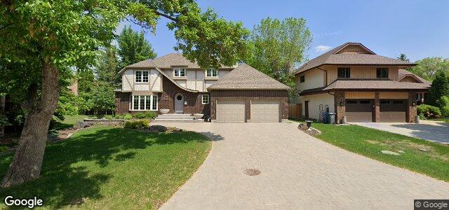 Photo of 2 Parkroyal Bay in Winnipeg, Manitoba