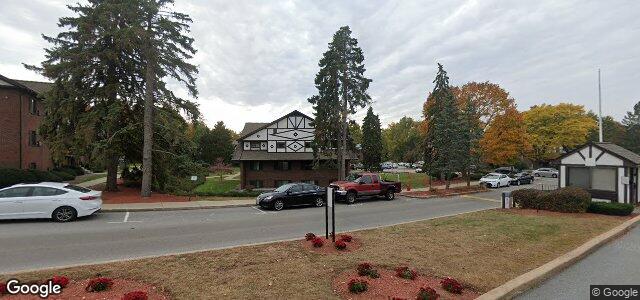 Larawan ng 2 Royal Crest Drive sa Winnipeg, Manitoba