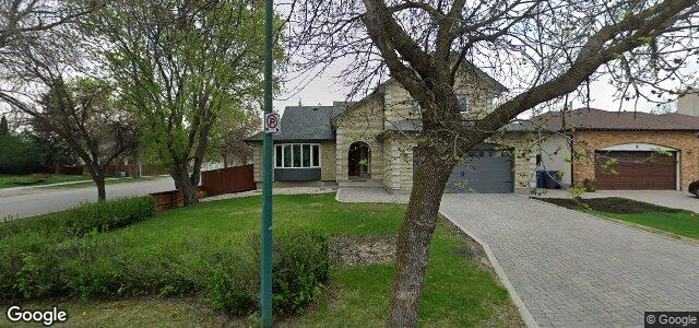 Larawan ng 2 Shorecrest Drive sa Winnipeg, Manitoba