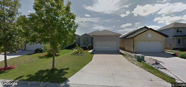 Larawan ng 203 Lindmere Drive sa Winnipeg, Manitoba