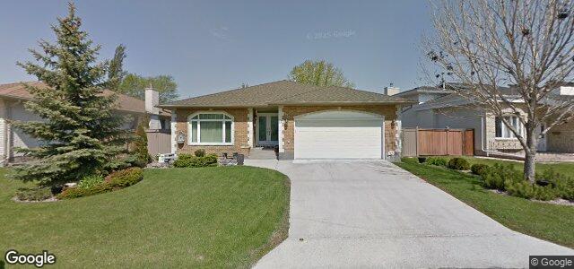 Larawan ng 217 Lindenwood Drive E sa Winnipeg, Manitoba