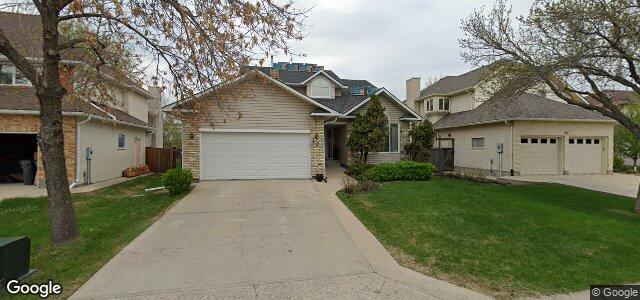 Photo of 222 Lindenwood Drive W in Winnipeg, Manitoba