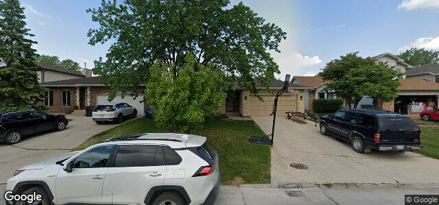 Larawan ng 23 Eaglemount Crescent sa Winnipeg, Manitoba