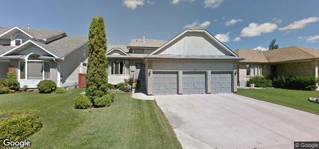 Larawan ng 241 Lindenwood Drive E sa Winnipeg, Manitoba