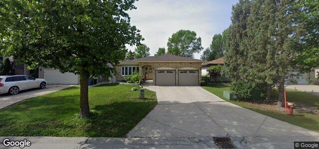 Larawan ng 242 Tweedsmuir Road sa Winnipeg, Manitoba