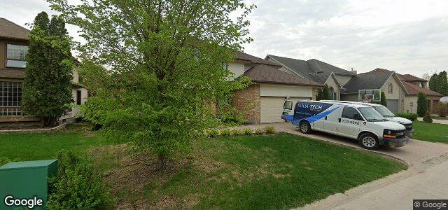 Larawan ng 243 Lindenwood Drive W sa Winnipeg, Manitoba