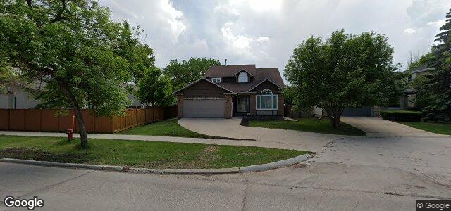 Larawan ng 252 Lindenwood Drive E sa Winnipeg, Manitoba