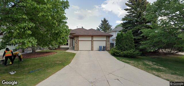 Larawan ng 261 Foxmeadow Drive sa Winnipeg, Manitoba