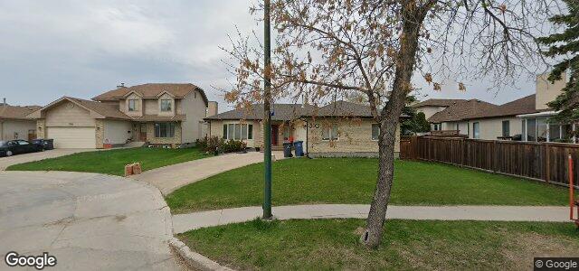 Larawan ng 310 Lindenwood Drive W sa Winnipeg, Manitoba