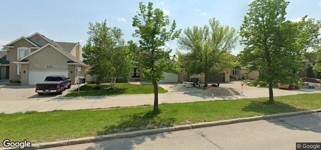 Larawan ng 324 Lindenwood Drive E sa Winnipeg, Manitoba