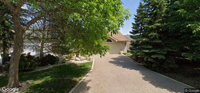 Larawan ng 35 Farmingdale Boulevard sa Winnipeg, Manitoba