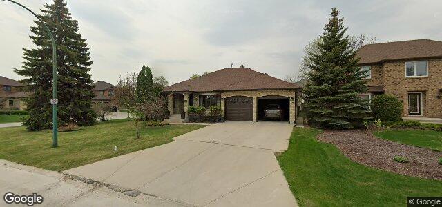 Larawan ng 35 Queen'S Park Crescent sa Winnipeg, Manitoba