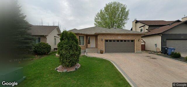 Larawan ng 350 Lindenwood Drive W sa Winnipeg, Manitoba