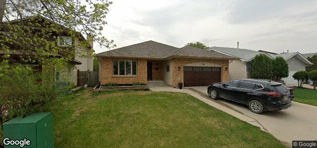 Larawan ng 38 Avon Gate sa Winnipeg, Manitoba