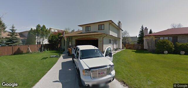 Larawan ng 40 Lindenwood Drive E sa Winnipeg, Manitoba