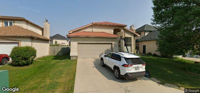 Larawan ng 407 Lindenwood Drive E sa Winnipeg, Manitoba