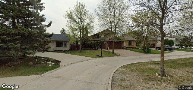 Larawan ng 42 Avon Gate sa Winnipeg, Manitoba