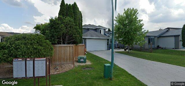 Larawan ng 50 Eaglemount Crescent sa Winnipeg, Manitoba