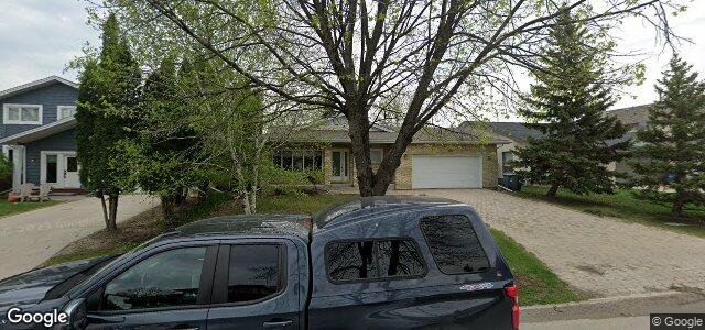 Larawan ng 50 Woodington Bay sa Winnipeg, Manitoba