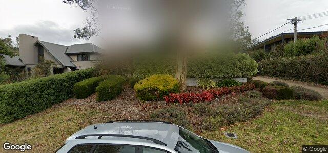 Larawan ng 51 Hawkesbury Crescent sa Winnipeg, Manitoba