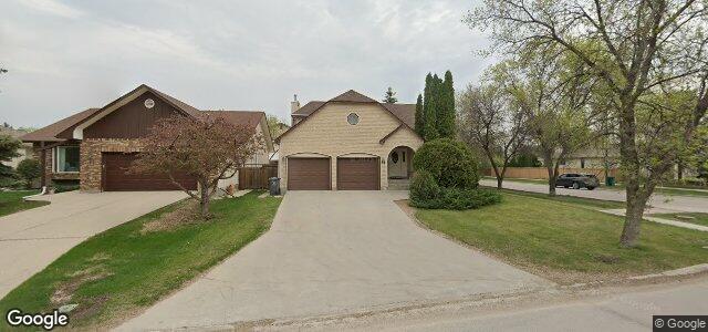 Larawan ng 51 Hennessey Drive sa Winnipeg, Manitoba