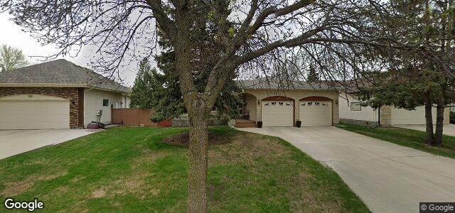 Larawan ng 54 Hennessey Drive sa Winnipeg, Manitoba