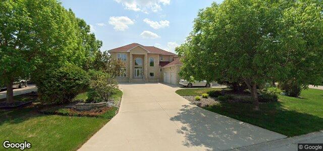 Larawan ng 54 Royal Crest Drive sa Winnipeg, Manitoba