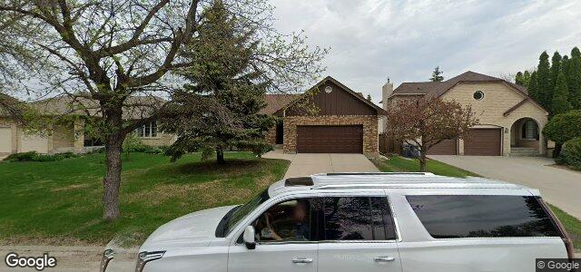 Larawan ng 55 Hennessey Drive sa Winnipeg, Manitoba