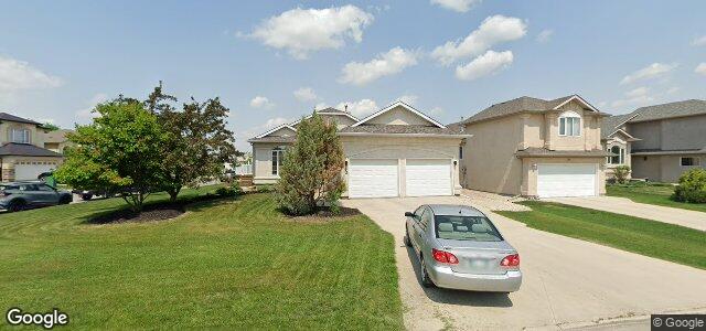 Larawan ng 65 Forestgate Avenue sa Winnipeg, Manitoba