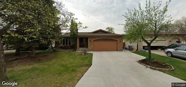 Photo of 7 Thorncliff Bay in Winnipeg, Manitoba