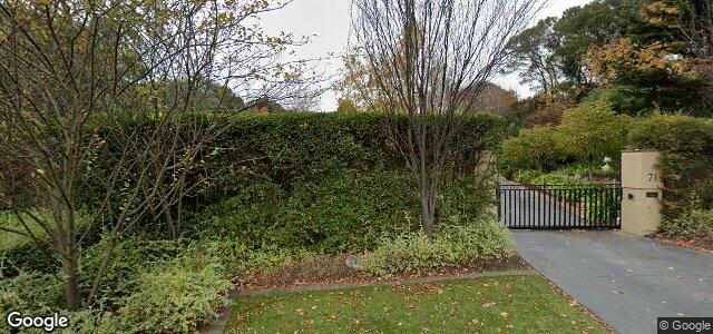 Larawan ng 71 Hawkesbury Crescent sa Winnipeg, Manitoba