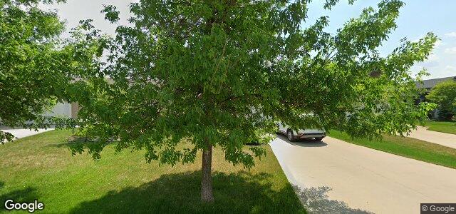 Larawan ng 72 Lindenshore Drive sa Winnipeg, Manitoba