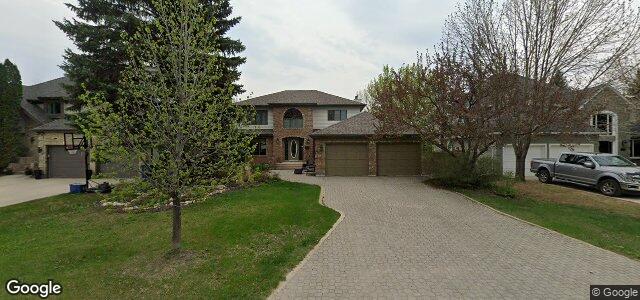 Larawan ng 74 Queen'S Park Crescent sa Winnipeg, Manitoba