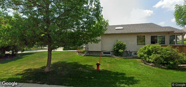 Larawan ng 75 Lindenshore Drive sa Winnipeg, Manitoba