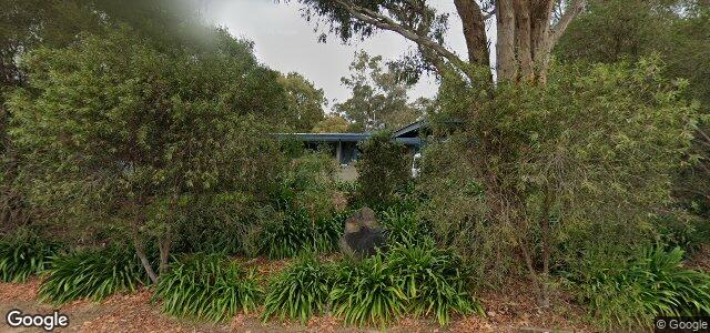 Larawan ng 79 Hawkesbury Crescent sa Winnipeg, Manitoba