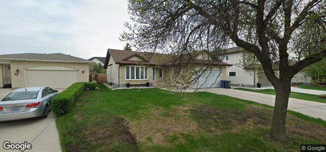 Larawan ng 79 Hennessey Drive sa Winnipeg, Manitoba